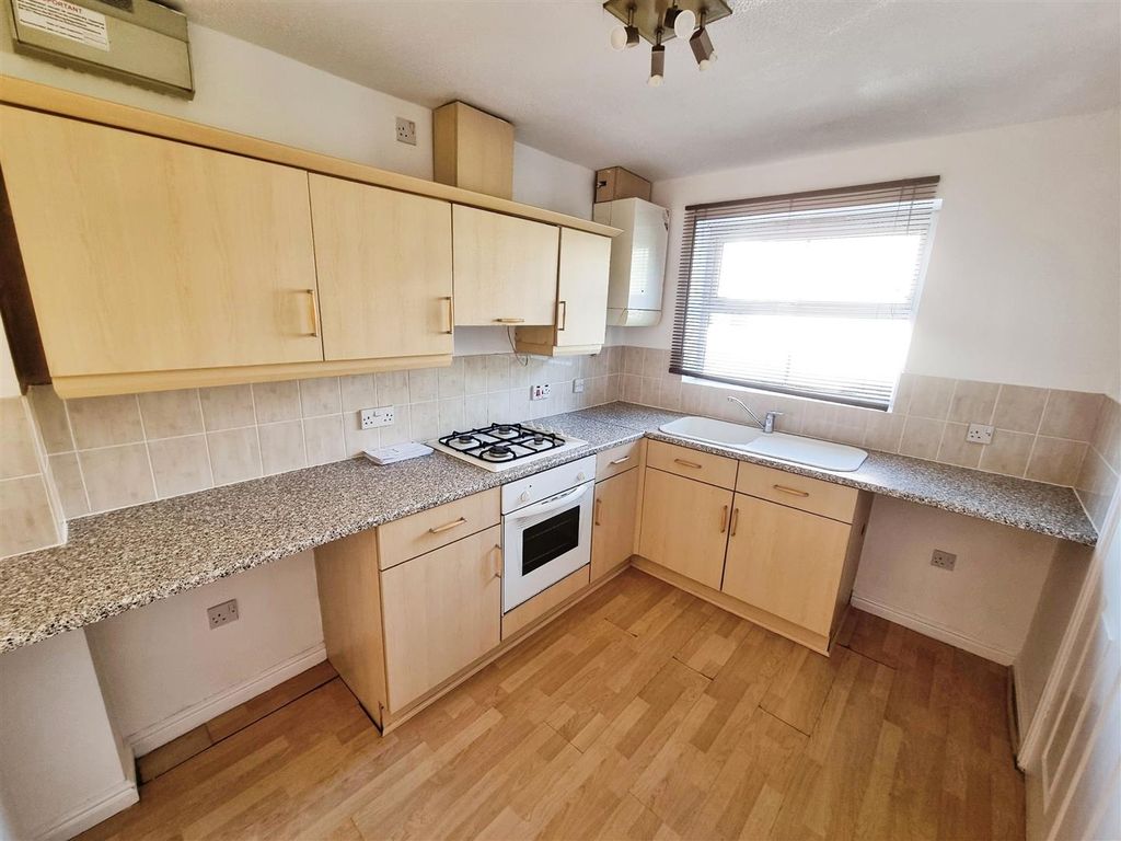 Property photo 3 of 13 5c146d65-Image0013.Jpg