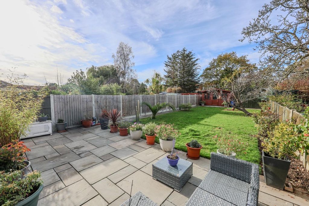 Property photo 3 of 31