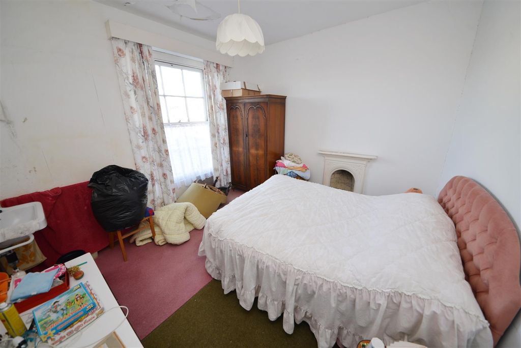 Property photo 3 of 26 Bedroom 2