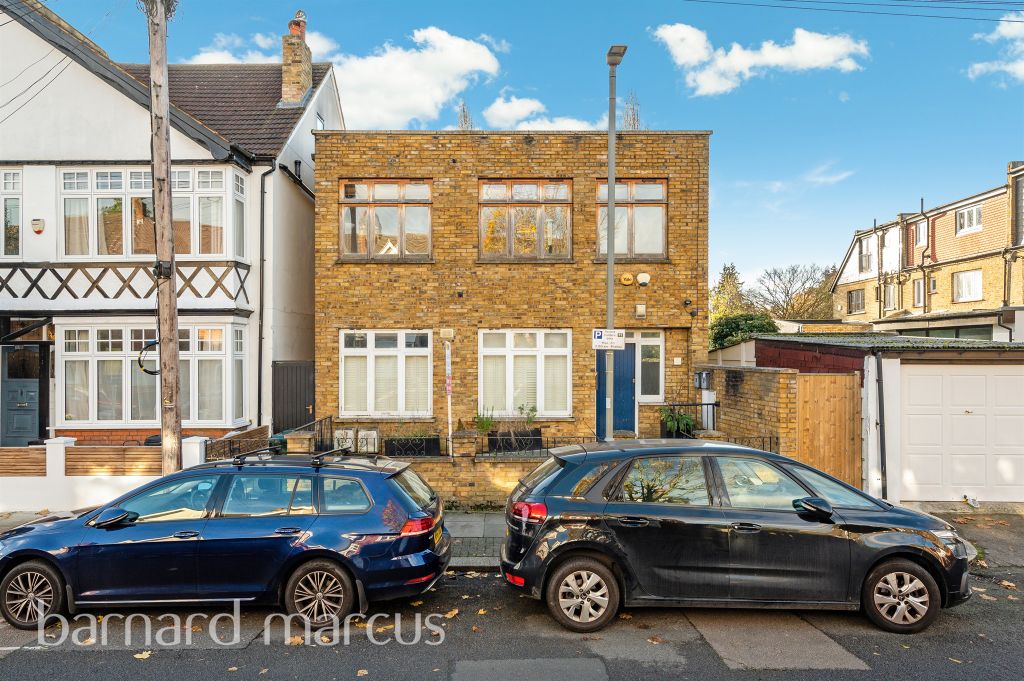 Property photo 1 of 8