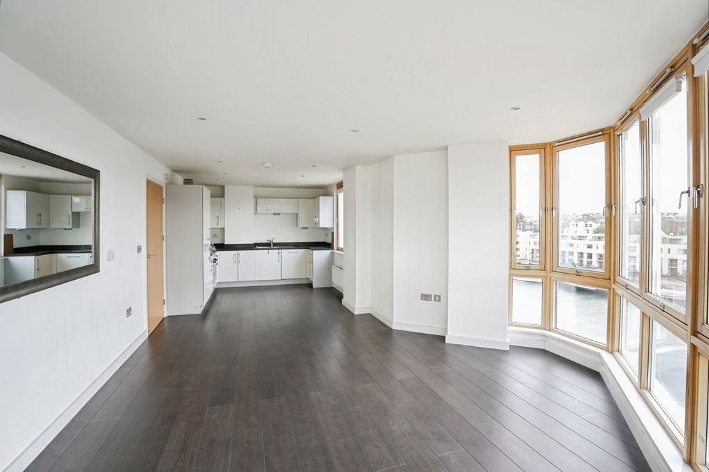 Property photo 3 of 14 Pbox-Img.Jpg