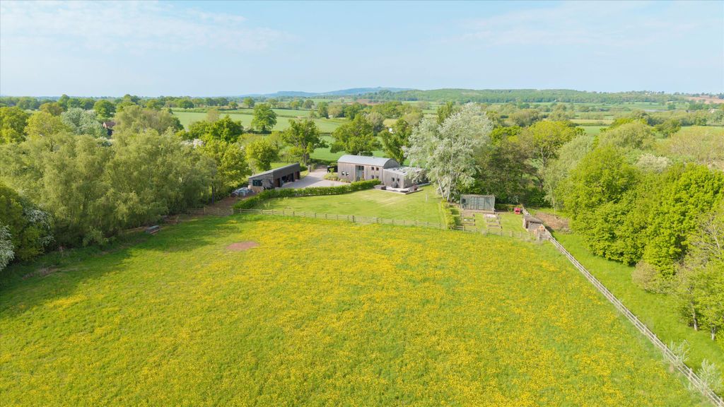 Property photo 3 of 32 Image