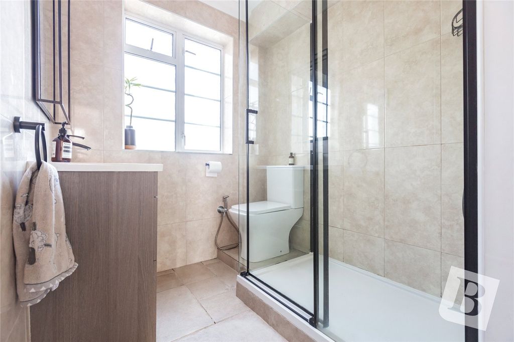 Property photo 2 of 12 Shower Room