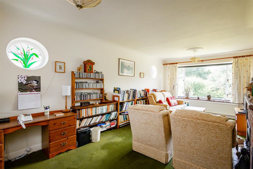 Property photo 3 of 25 Untitled-143.Jpg