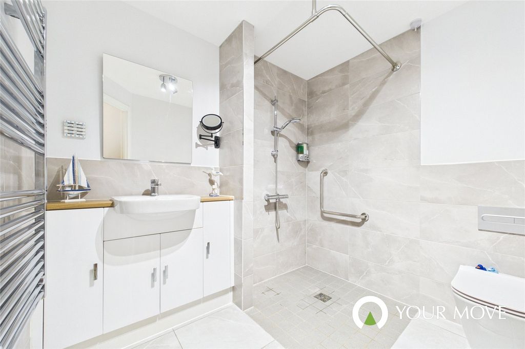 Additional image 4 of 1 bed flat for saleElliott Garrood Gardens, Beccles, Suffolk NR34