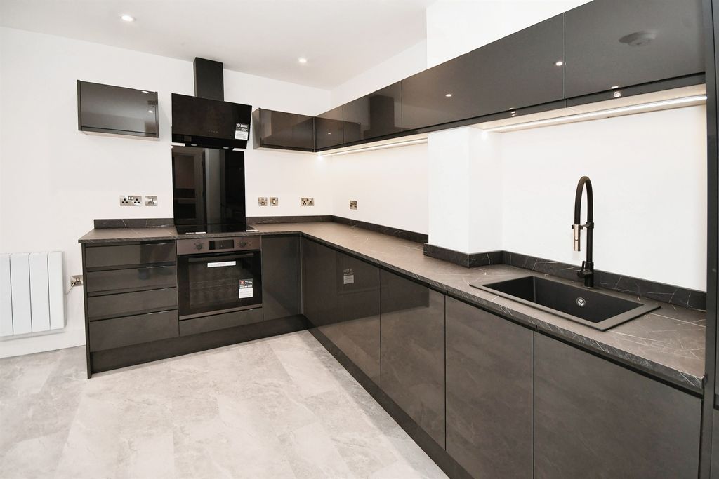 Property photo 3 of 14 Front