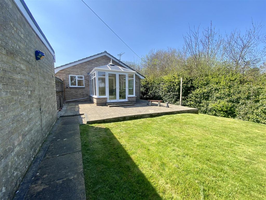 Property photo 3 of 14