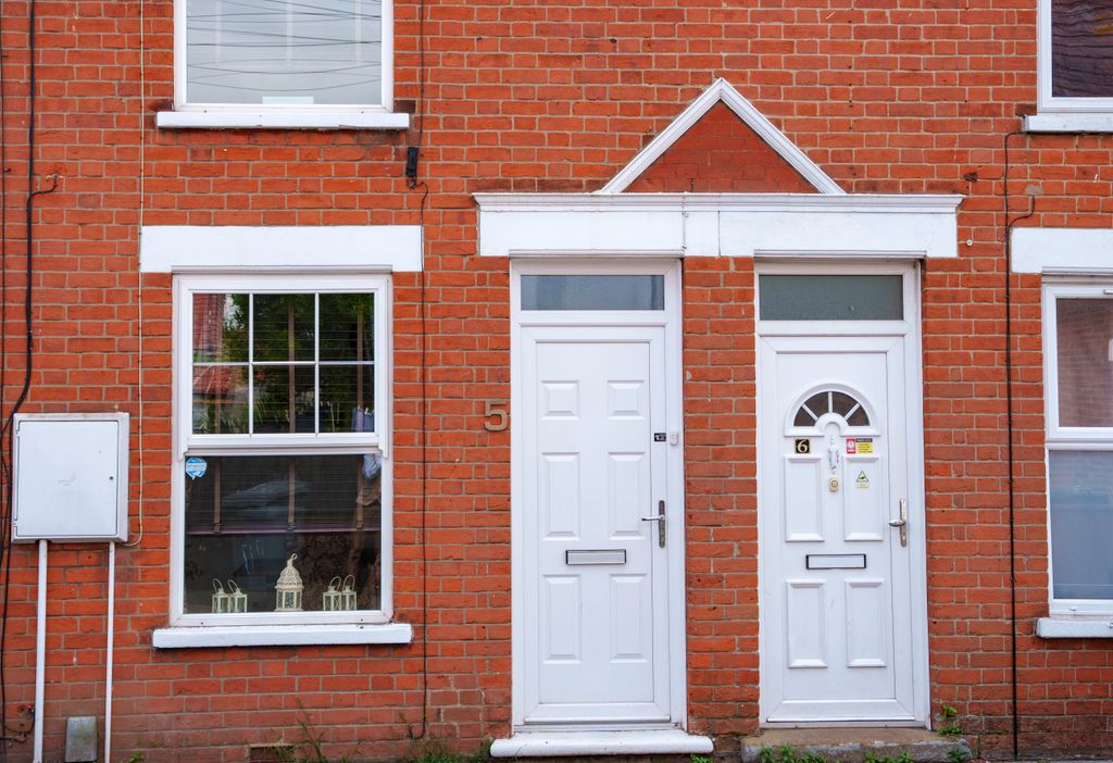 Property photo 1 of 17 A6703248