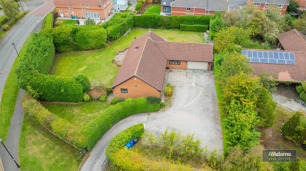 Property photo 1 of 48