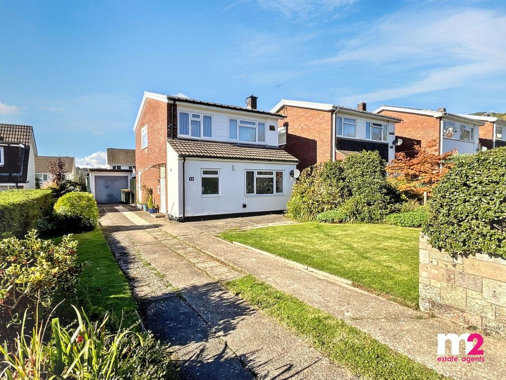 Property photo 1 of 17