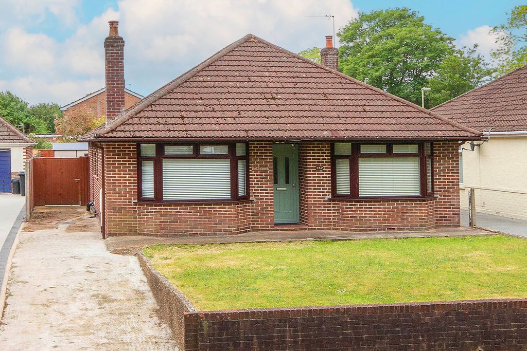 Property photo 1 of 12 External