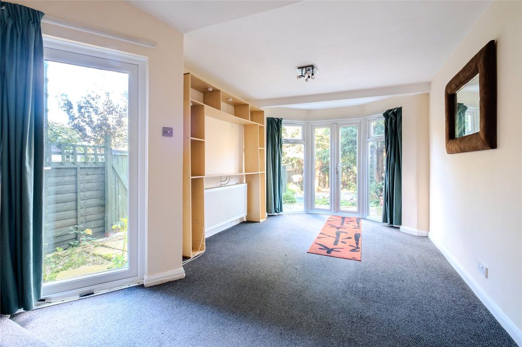 Property photo 3 of 8 Picture No. 06