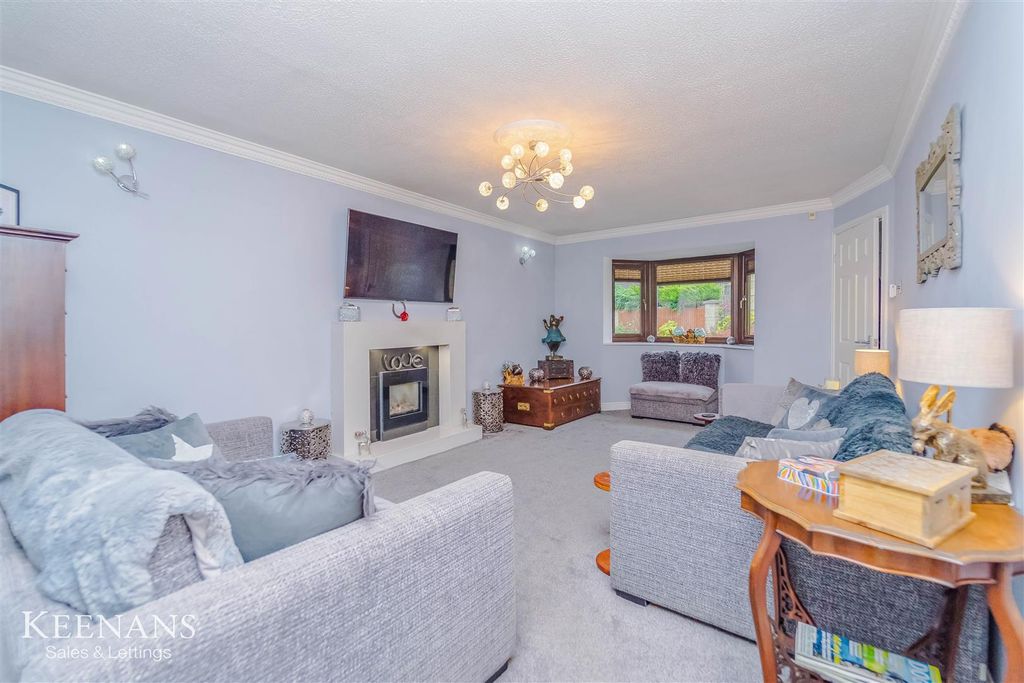 Property photo 3 of 49 2.Jpg