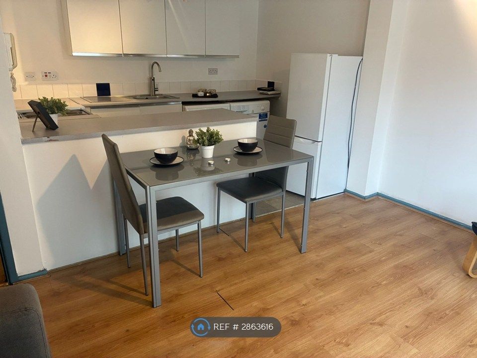 Property photo 2 of 5