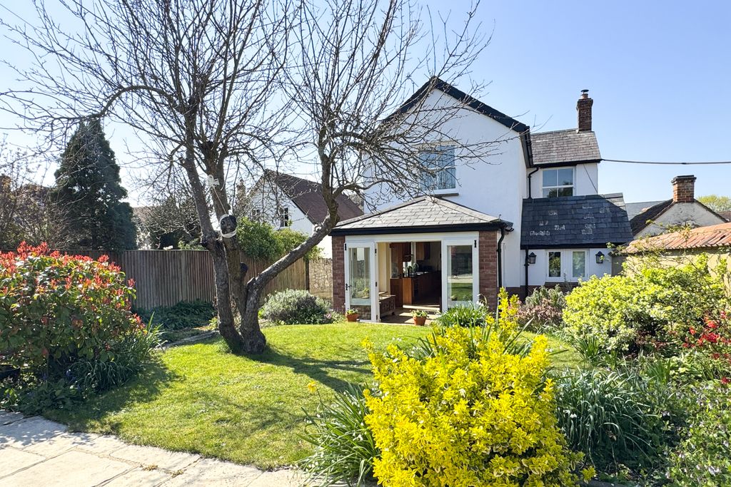 Property photo 1 of 22 16.Jpg