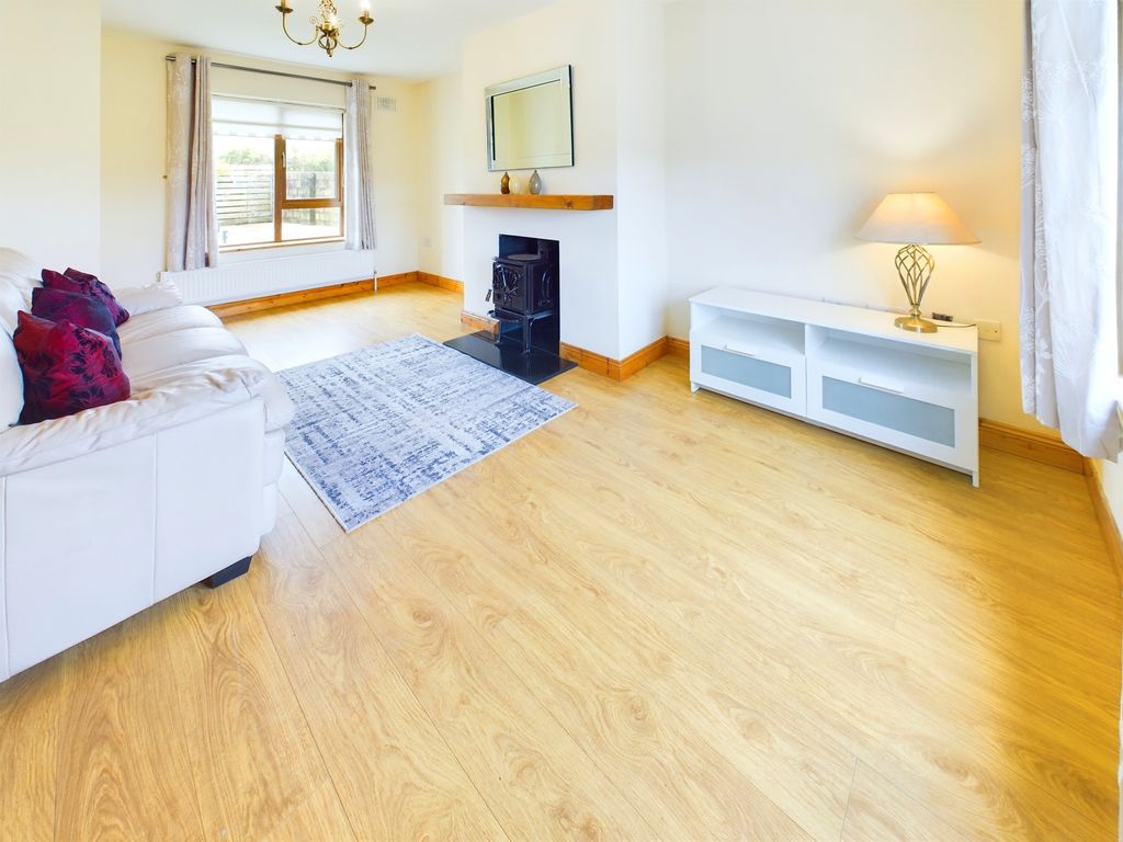 Property photo 3 of 27