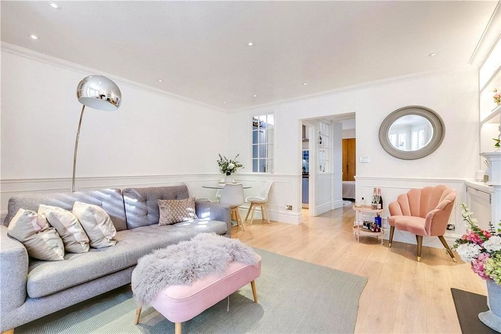 Property photo 3 of 8