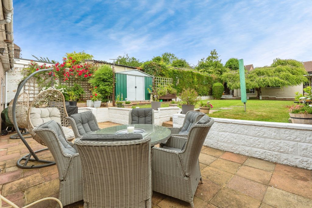 Property photo 1 of 20 Rear Garden