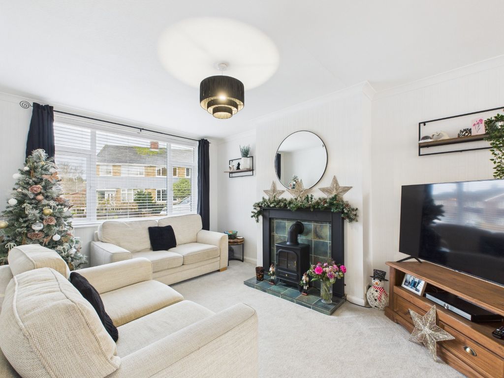 Property photo 2 of 18 4730744