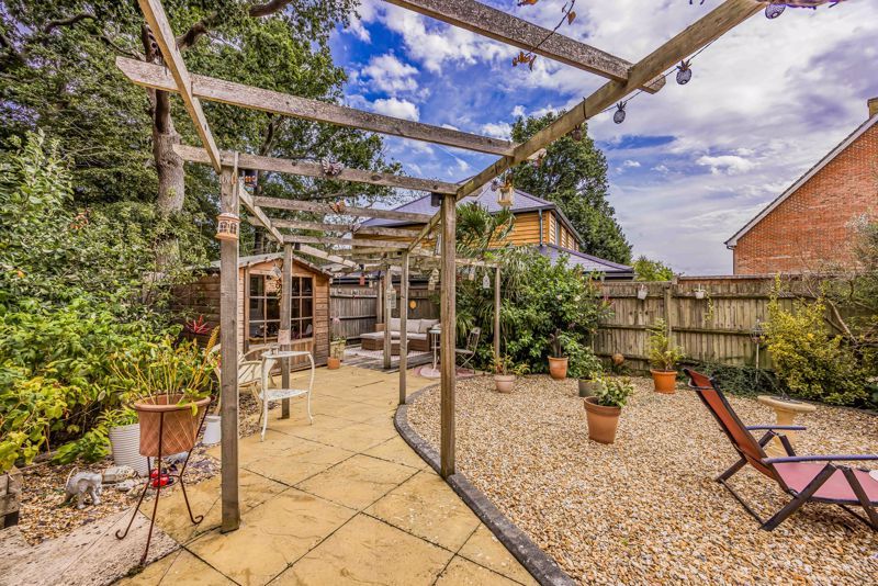 Property photo 2 of 33 Photo 8