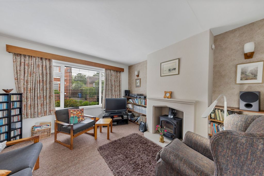 Property photo 3 of 23