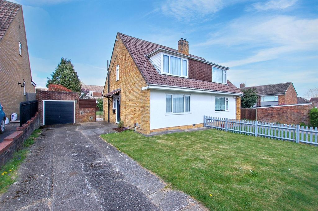 Property photo 1 of 18