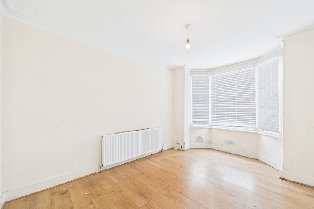 Property photo 2 of 8 Picture No. 02