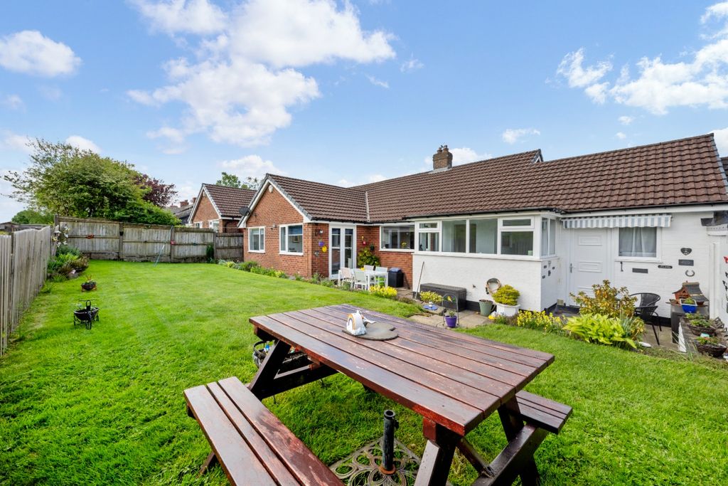 Property photo 3 of 54 3955583