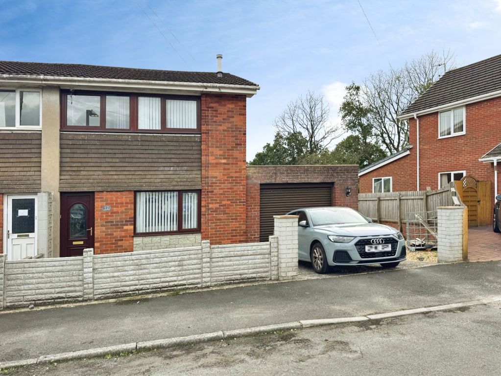 Property photo 1 of 23 5561402