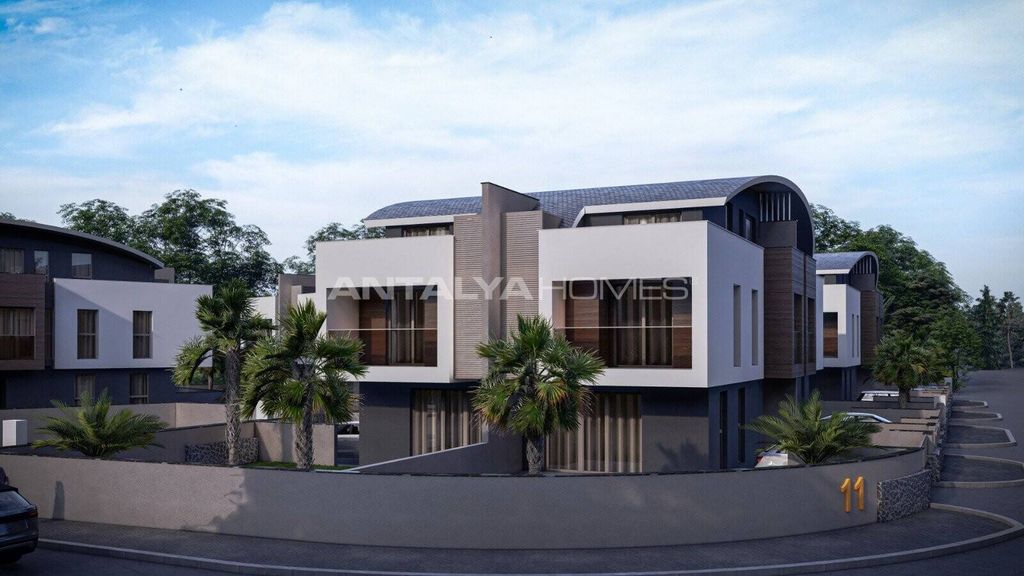 Property photo 3 of 43