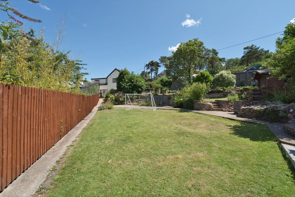 Property photo 3 of 55