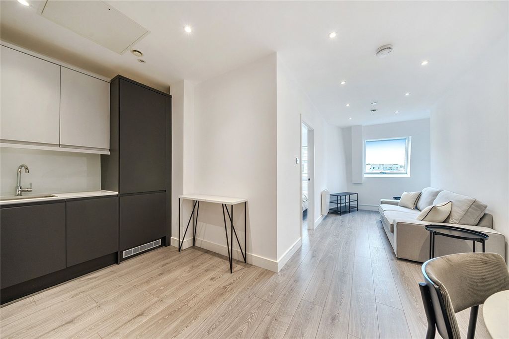 Property photo 1 of 9 Picture No. 65