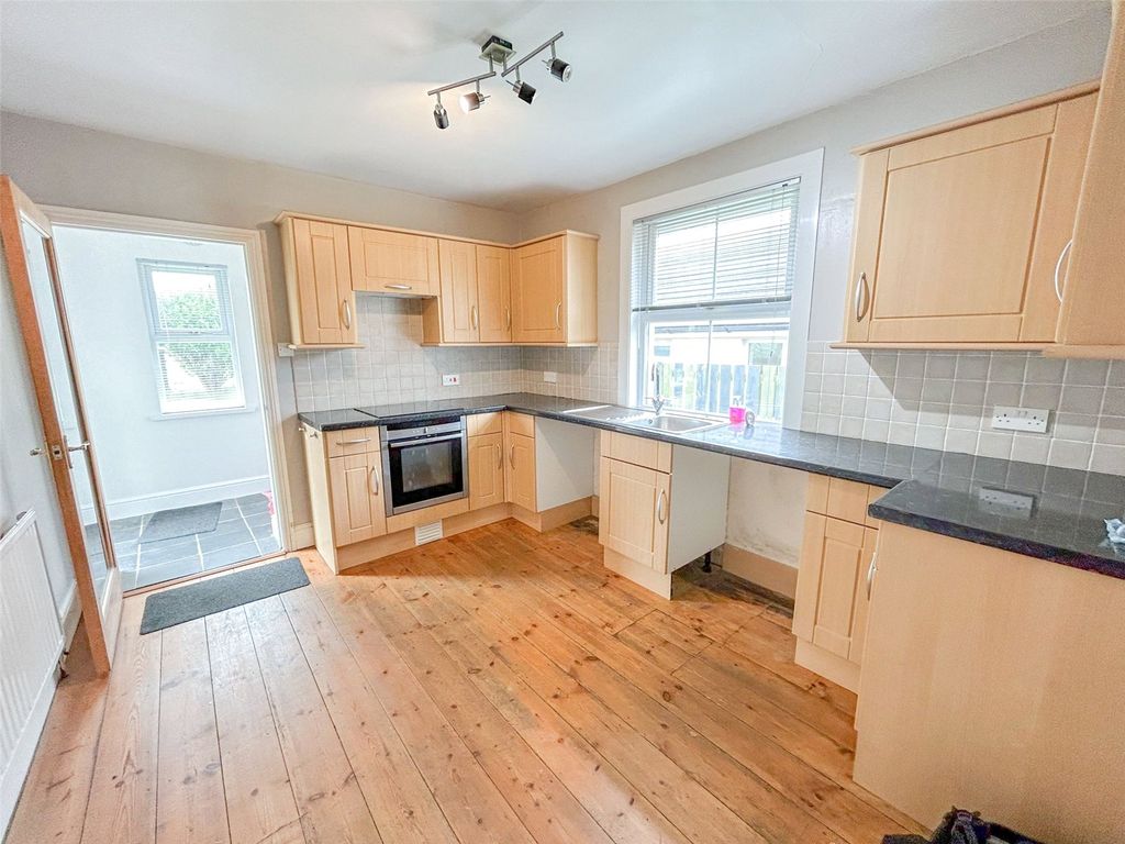 Property photo 3 of 13 Picture No. 26