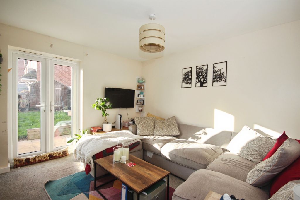 Property photo 2 of 9