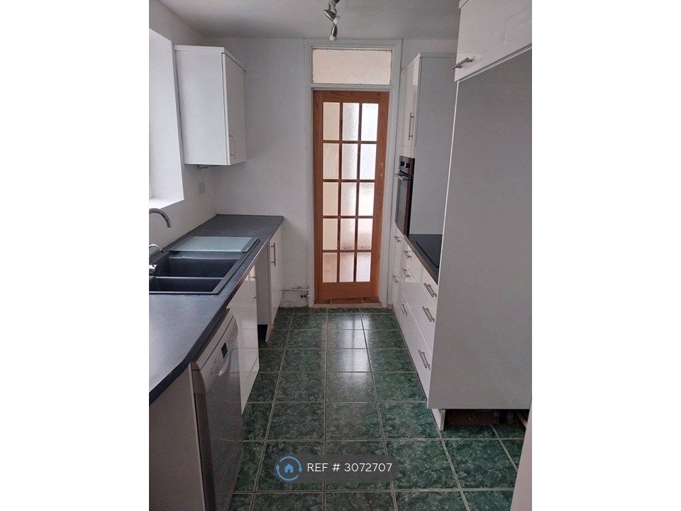 Property photo 1 of 16 Kitchen