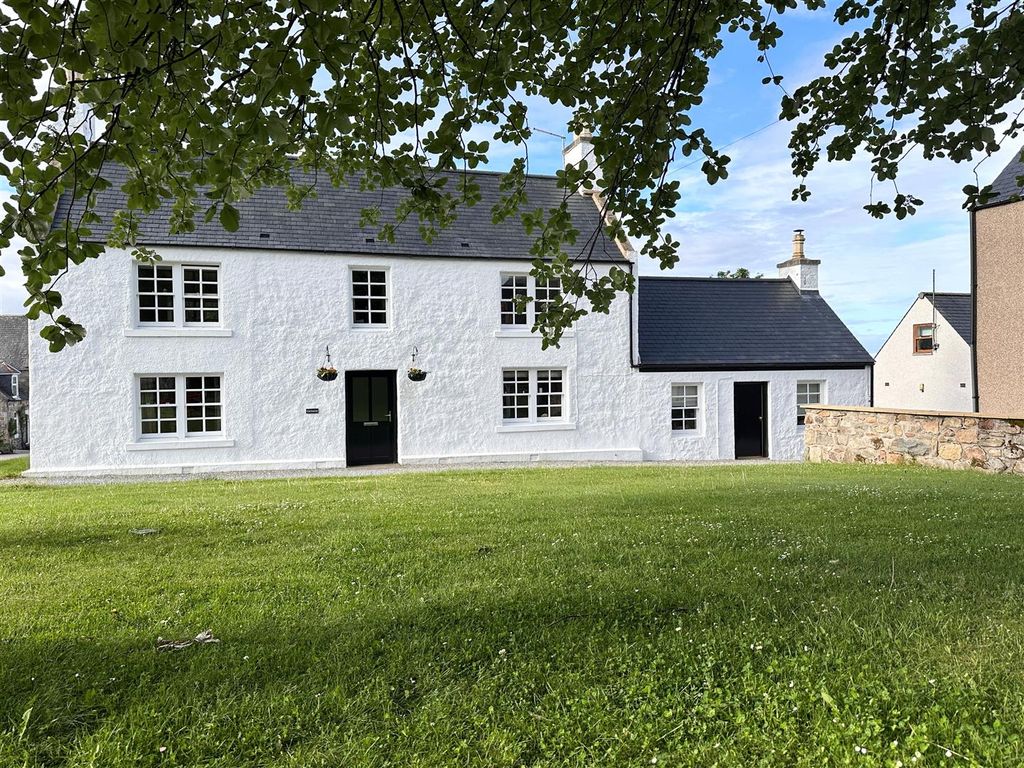 Property photo 1 of 40 Carlowrie, Archiestown