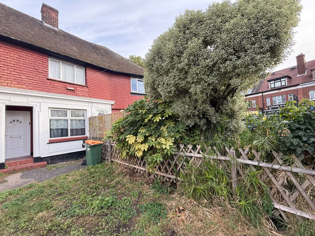 Property photo 1 of 12