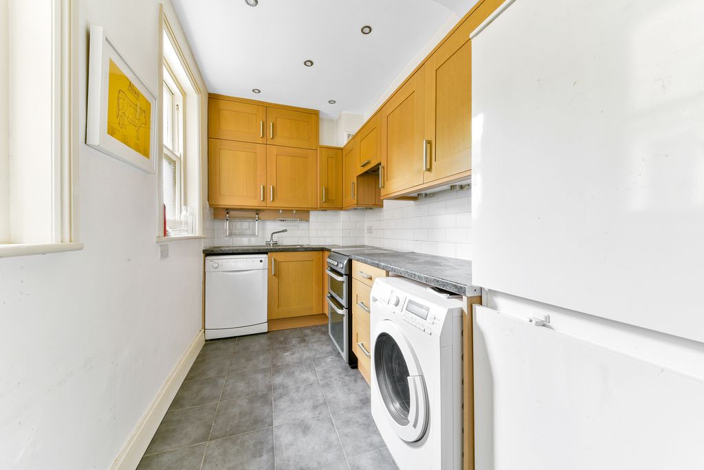 Property photo 3 of 7