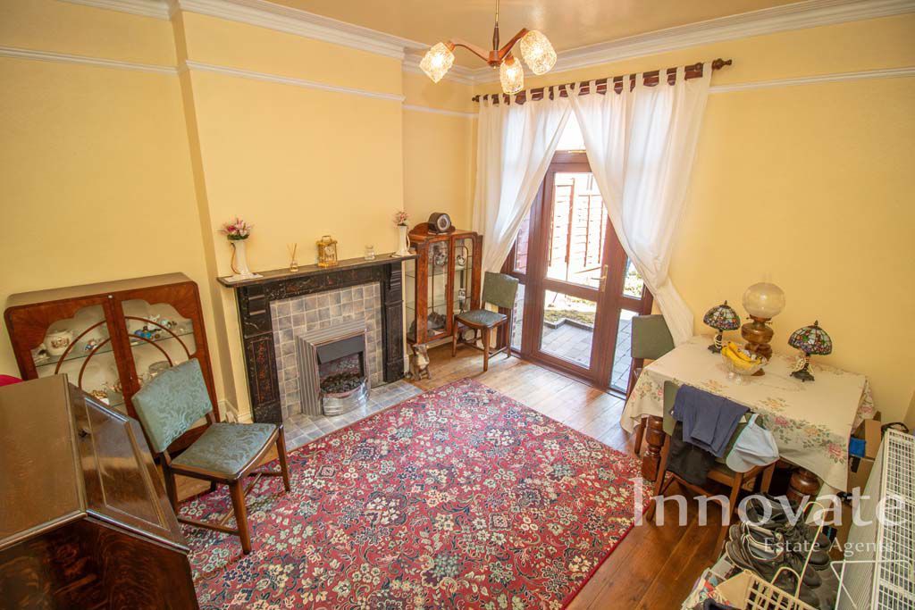 Property photo 3 of 11 Photo 2