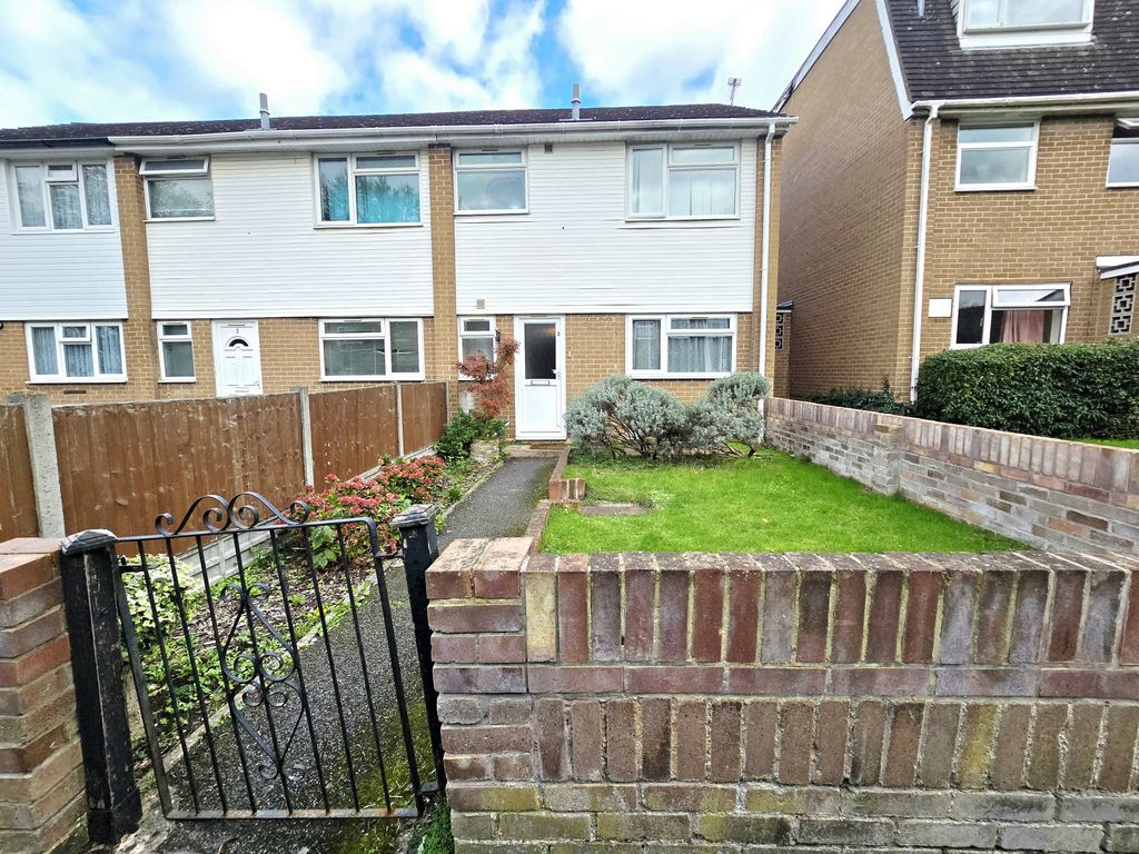 Property photo 3 of 18