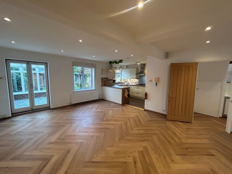 Property photo 2 of 24