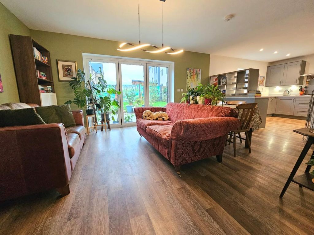 Property photo 3 of 28 Jitu4173.Jpg