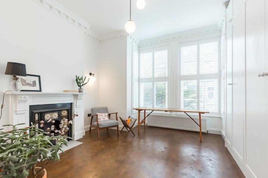 Property photo 2 of 23