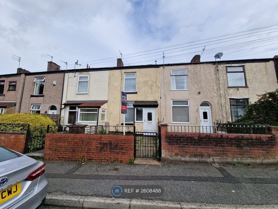 Property photo 2 of 19