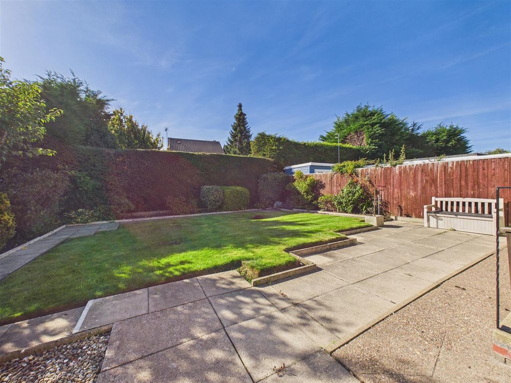 Property photo 2 of 10 Outside