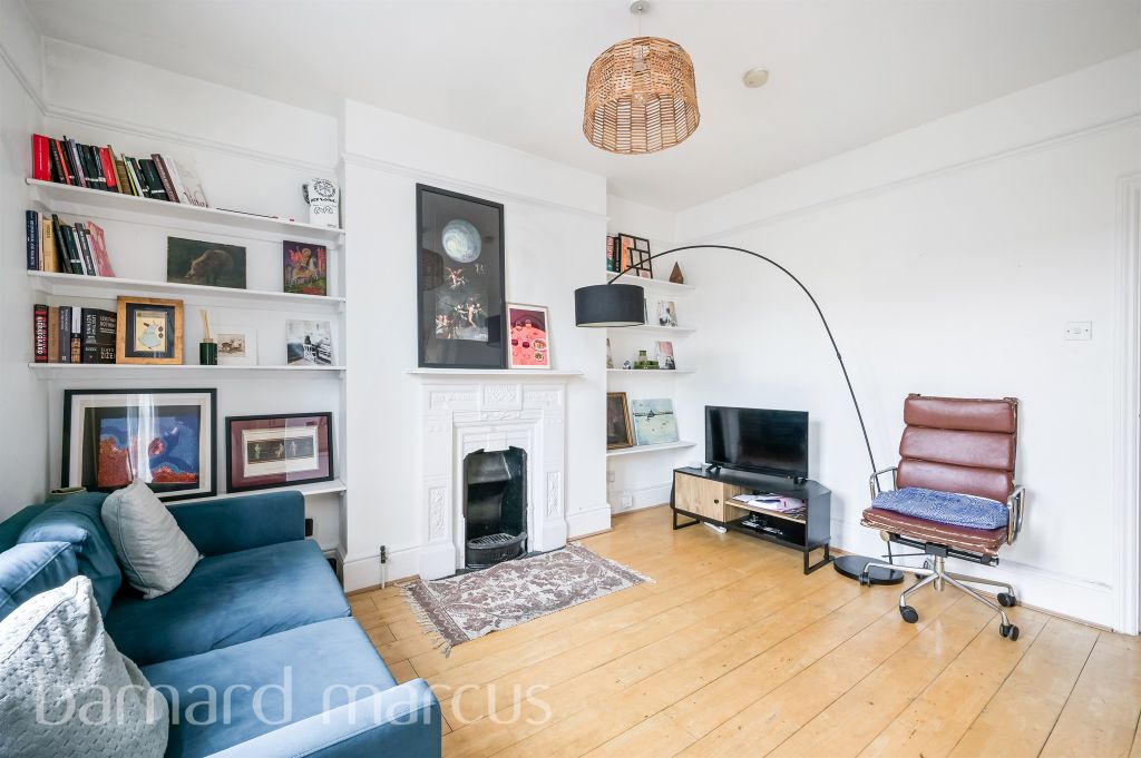 Property photo 1 of 12