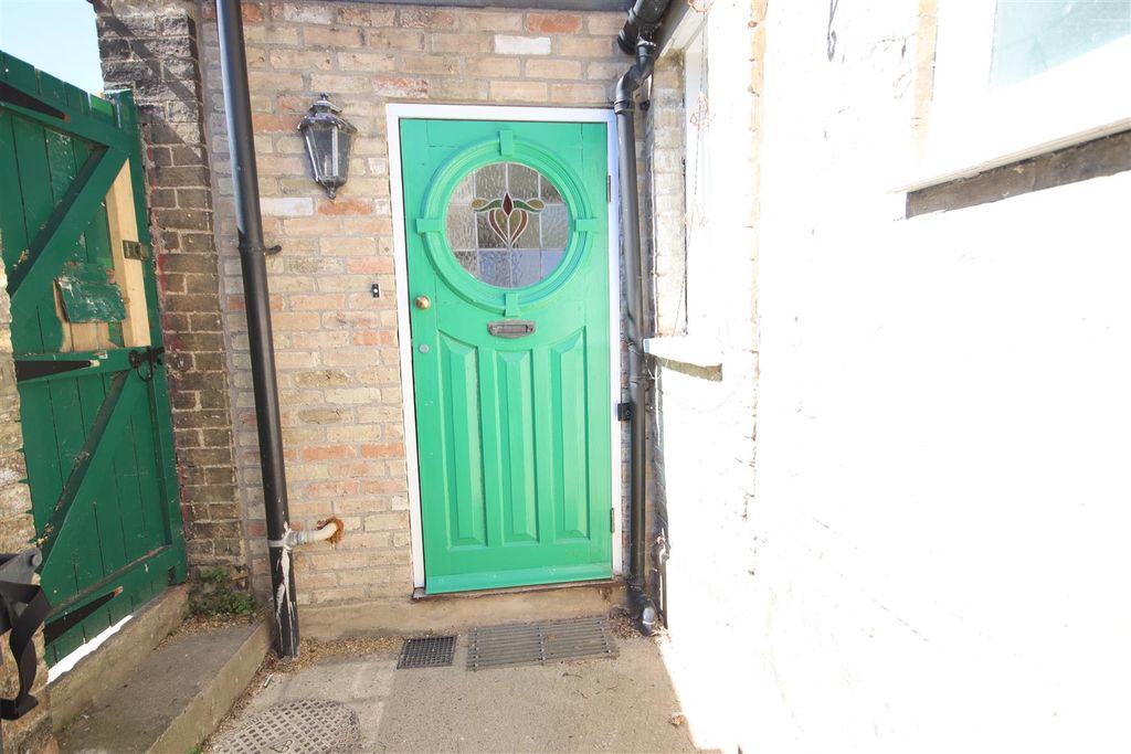 Property photo 2 of 6 Img_6729.Jpg