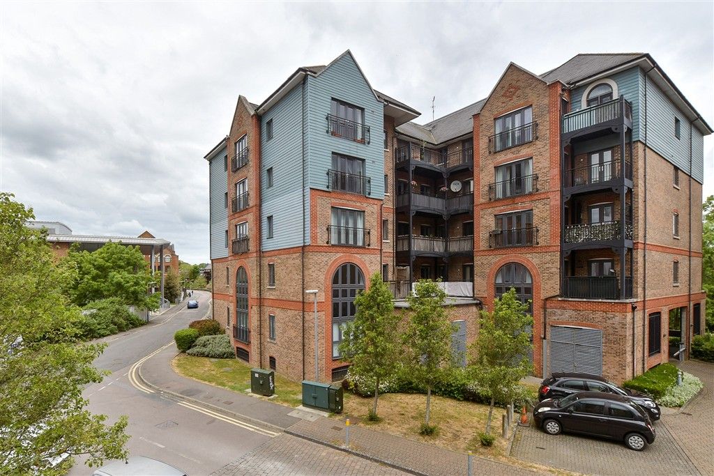 Property photo 1 of 10 External (Web) :