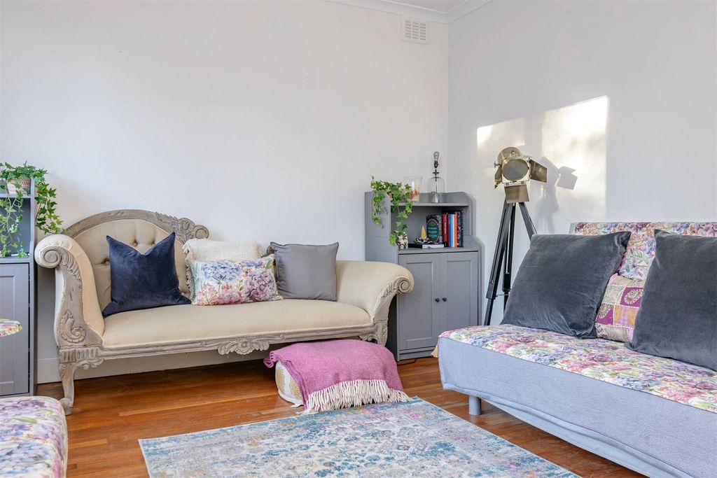 Property photo 3 of 20 Picture No. 13