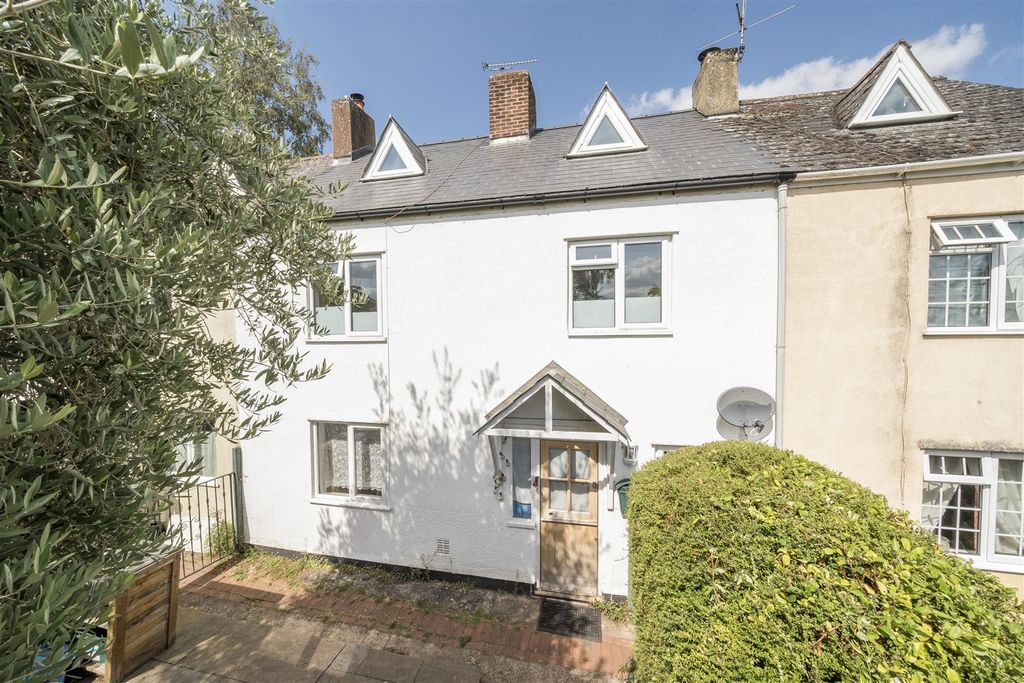 Property photo 1 of 18